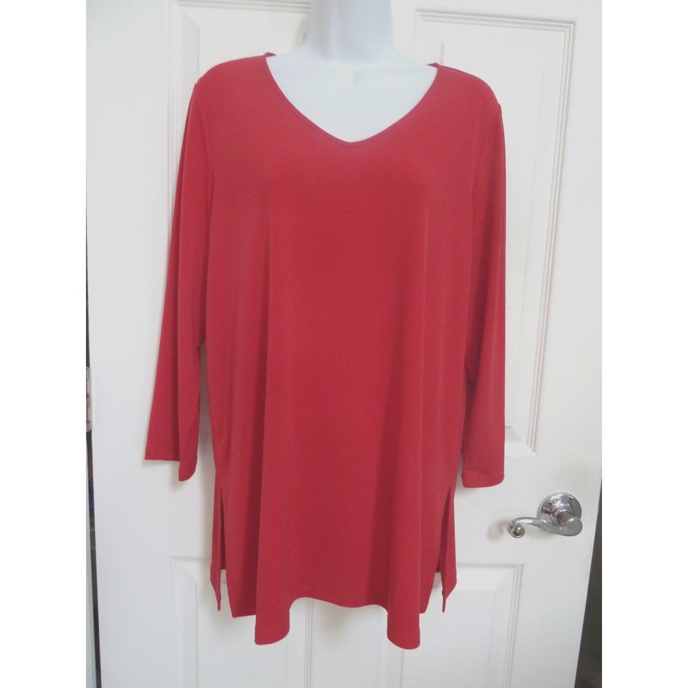Susan Graver Liquid Knit Pullover Tunic Top Dark Pink V-Neck Medium 10/12